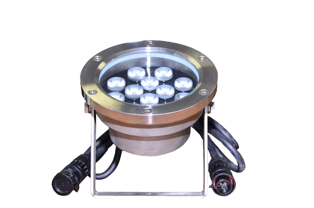 Подводный светодиодный (LED) прожектор 12 диодов, 25°, 24V.DC- холодный белый свет