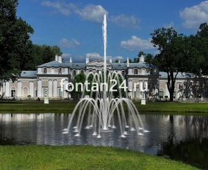 Плавающий фонтан "Корона III", h=7 м Плавающий фонтан "Корона III", h=7 м